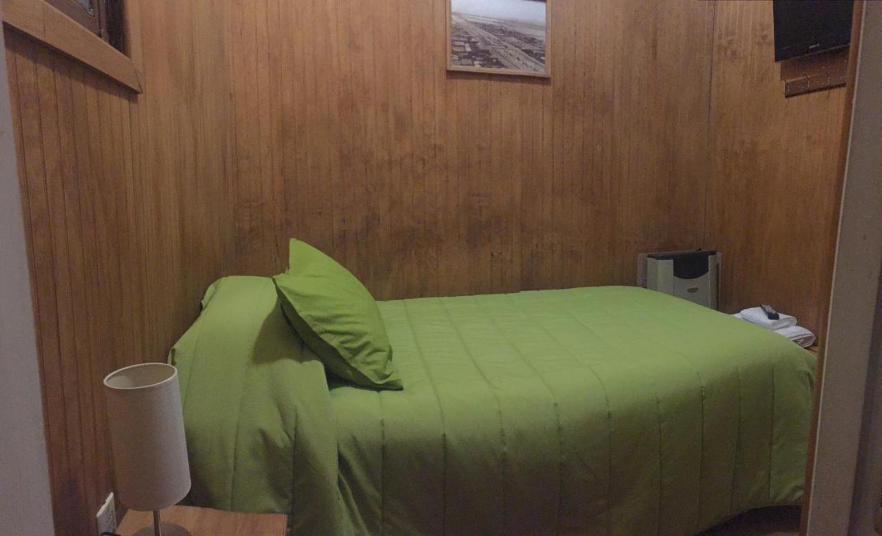 Hostal Chalet Las Violetas Punta Arenas Dış mekan fotoğraf