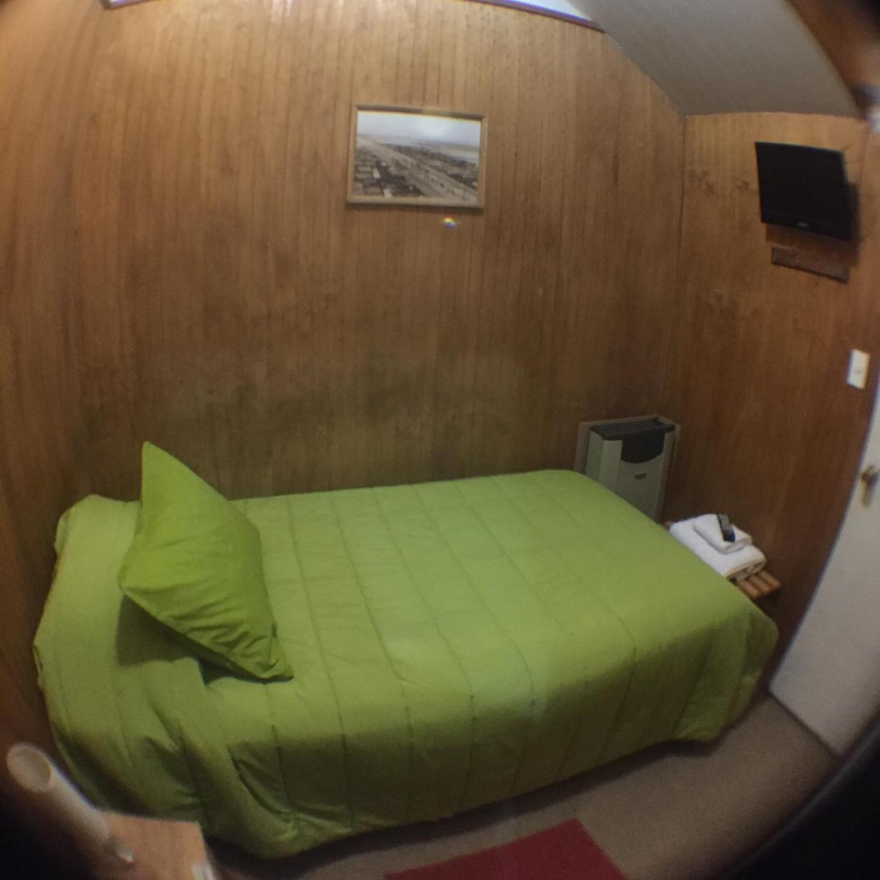Hostal Chalet Las Violetas Punta Arenas Dış mekan fotoğraf
